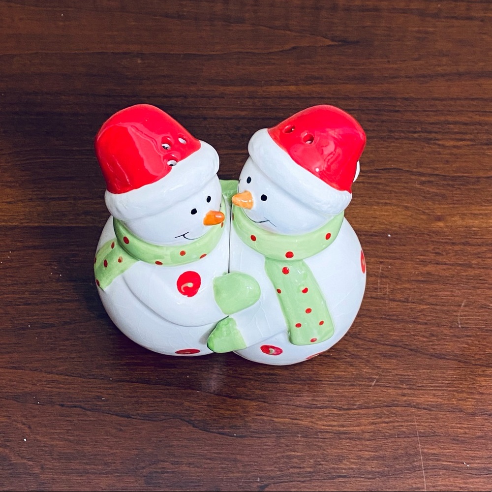 🌟HP🌟🎄VTG 1970s Hugging Snowmen Salt & Pepper Shaker - Picture 5 of 7